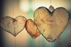 hearts-700141_1280